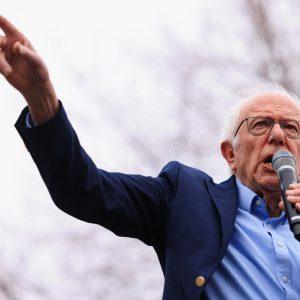 Τεχνητή νοημοσύνη: Σάντερς – ΝτεΣάντις αντίθετοι στην έκρηξη των κέντρων δεδομένων