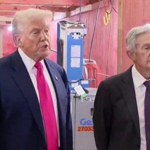 Όπως ο Τραμπ με τον Πάουελ: Τι συμβαίνει σε άλλες κεντρικές τράπεζες