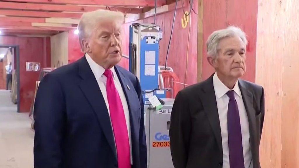 Όπως ο Τραμπ με τον Πάουελ: Τι συμβαίνει σε άλλες κεντρικές τράπεζες