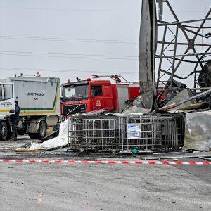 Βιολάντα: «Μπαλάκι» ευθυνών Κεραμέως – Πυροσβεστικής για την πυρασφάλεια του εργοστασίου