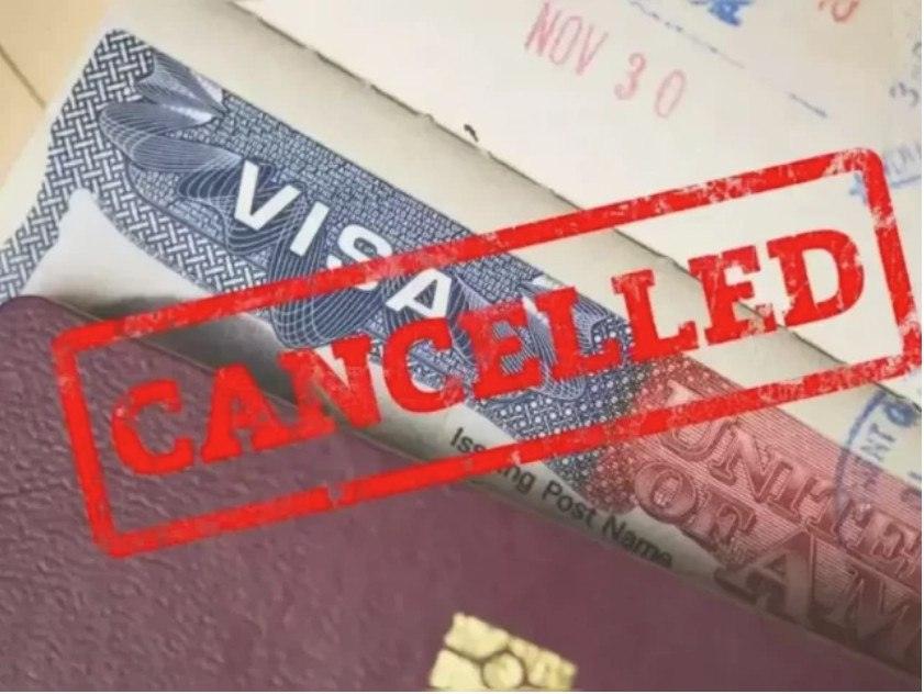 ΗΠΑ: Ανακλήθηκαν επί Τραμπ πάνω από 100.000 θεωρήσεις διαβατηρίων