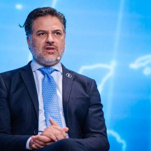 Κάθετος Διάδρομος: Ραντεβού στην Ουάσιγκτον στα τέλη Φεβρουαρίου