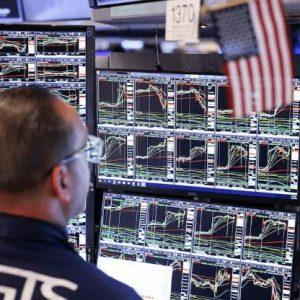 Wall Street: Αφομοιώνει τα ιστορικά υψηλά η αμερικανική αγορά