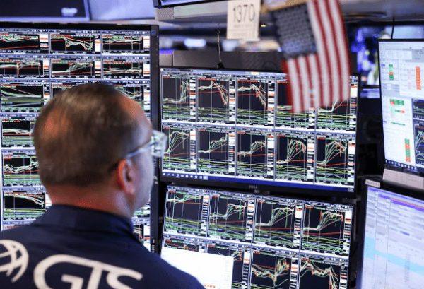 Wall Street: Με θετικό πρόσημο η συνεδρίαση μετά την «κόπωση» των ομολόγων