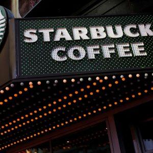 Starbucks: Ο «μεγάλος» στόχος δεν είναι πια το πρωινό – είναι το απόγευμα