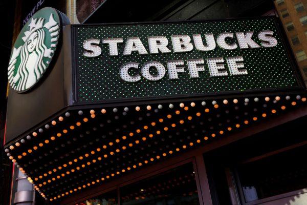 Starbucks: Ο «μεγάλος» στόχος δεν είναι πια το πρωινό – είναι το απόγευμα