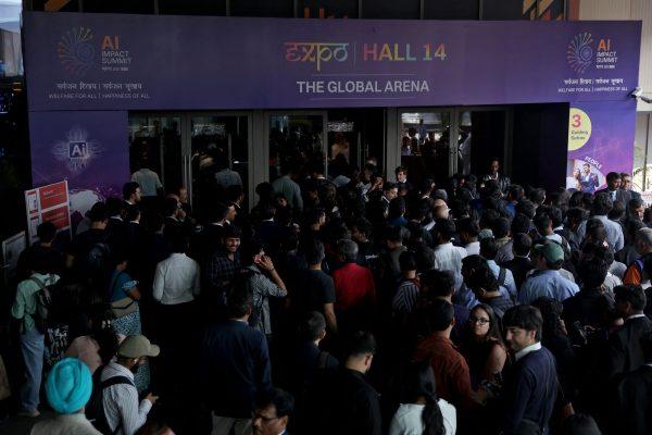 India AI Impact Summit: Ουρές, σύγχυση και έντονη διαδικτυακή κριτική