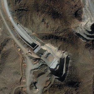 Ιράν: Προ των πυλών ο πόλεμος – Δορυφορικές εικόνες δείχνουν οχυρώσεις κρίσιμες τοποθεσίες