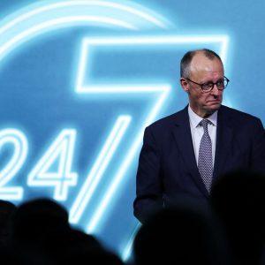 «Ακροβατισμοί» Μερτς μεταξύ ΗΠΑ, Κίνας και πολιτικής φθοράς στη Γερμανία