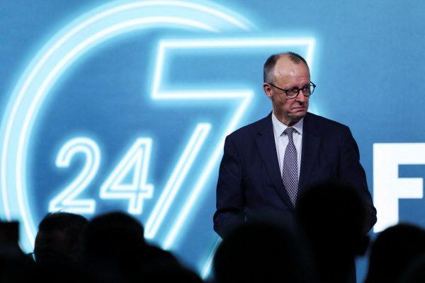 «Ακροβατισμοί» Μερτς μεταξύ ΗΠΑ, Κίνας και πολιτικής φθοράς στη Γερμανία