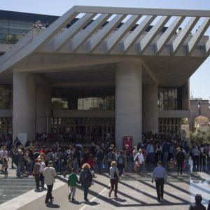 Πόσους επισκέπτες αντέχουν τα μουσεία;