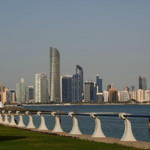 Ιράν: Εκρήξεις σε Ντουμπάι και Άμπου Ντάμπι – Απειλή για τα χρηματοοικονομικά κέντρα της Μ. Ανατολής