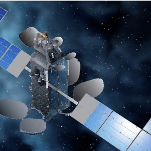 Δορυφόροι: Ρωσικά διασημόπλοια υποκλέπτουν κρίσιμους ευρωπαϊκούς δορυφόρους