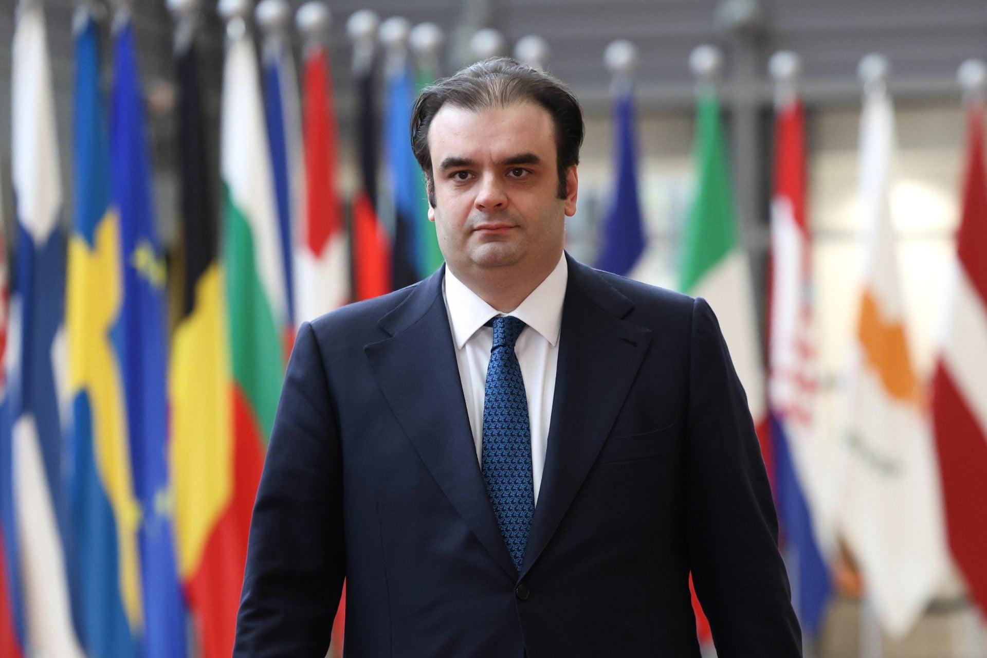 Πιερρακάκης: Υπαρξιακής σημασίας να διαφυλάξουμε τον διεθνή ρόλο του ευρώ