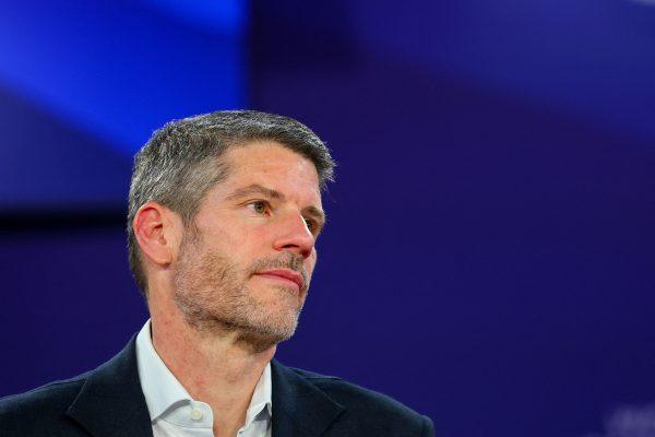 Eλβετία: Ο CEO της Julius Baer ζητά τη δημιουργία δημόσιου μητρώου για απατεώνες τραπεζίτες