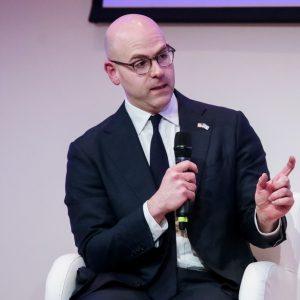 Μίραν (Fed): Παραιτείται από τον Λευκό Οίκο