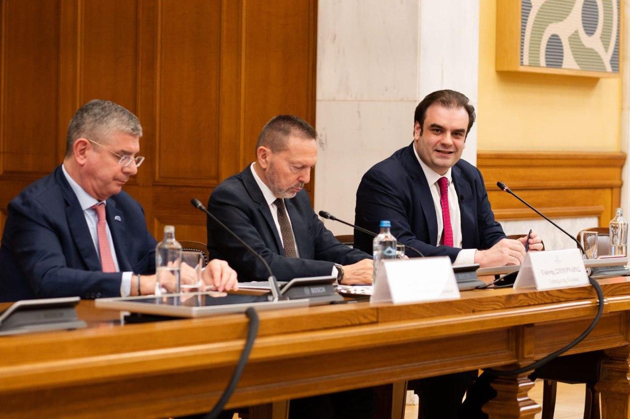 ΕΤΕπ: Ιστορικό ρεκόρ με χρηματοδότηση 3,5 δισ. ευρώ της Ελλάδας το 2025