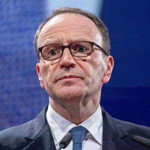 Nestle: Υπό πίεση ο CEO καθώς η κρίση με τα βρεφικά γάλατα επιδεινώνει τα προβλήματα