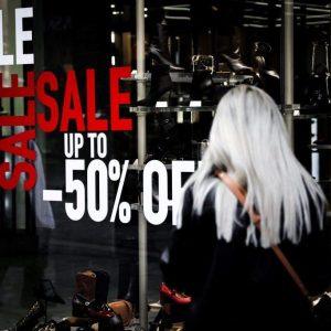 Χειμερινές εκπτώσεις: Ο πληθωρισμός ανέτρεψε τις προσδοκίες