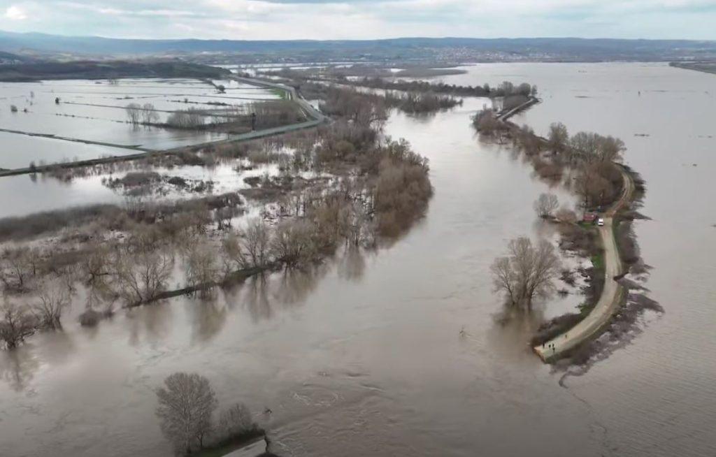 Έβρος: Πλημμύρισαν δεκάδες χιλιάδες στρέμματα – Δραματική η κατάσταση στο Σουφλί
