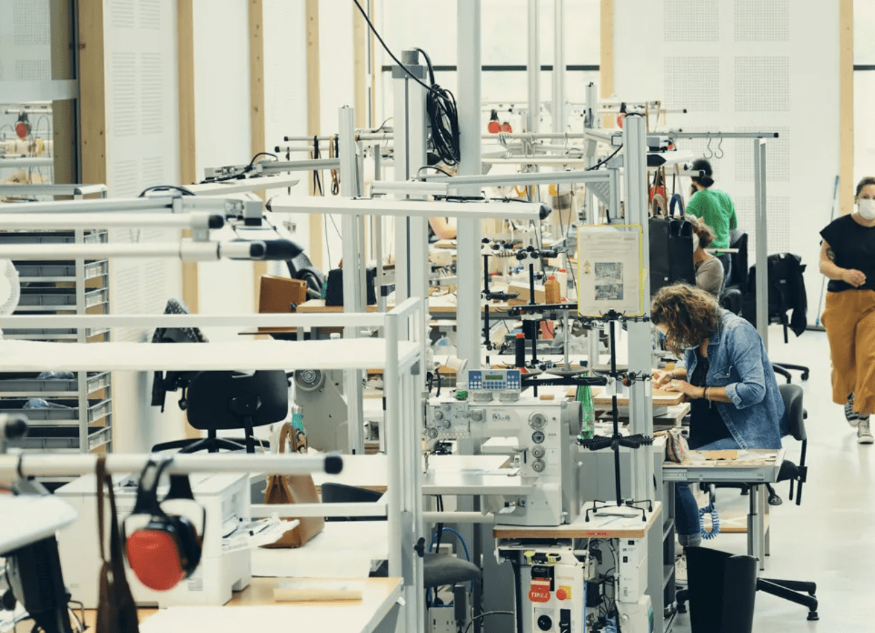 Hermès: Επιστροφή στη Νορμανδία ξανά – Έρχεται νέο εργαστήριο για Birkin και Kelly