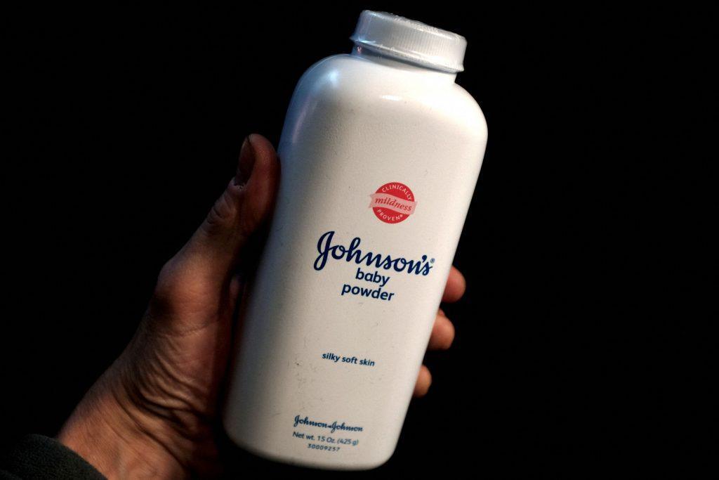 Johnson & Johnson: Εΰθύνεται για καρκίνο των ωοθηκών