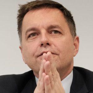 Καζίμιρ (ΕΚΤ): Μια σημαντική αλλαγή στην πορεία του πληθωρισμού θα άλλαζε τη νομισματική πολιτική