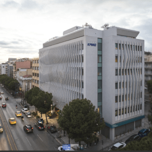 KPMG: Οι παγκόσμιες επενδύσεις ιδιωτικών κεφαλαίων έφθασαν σε υψηλό τετραετίας το 2025