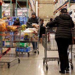 ΗΠΑ: Οι λιανικές πωλήσεις σταμάτησαν απροσδόκητα στο τέλος της εορταστικής περιόδου