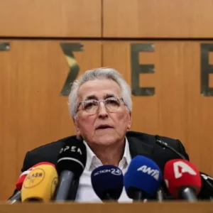 Γιάννης Παναγόπουλος: Δεν παραιτούμαι