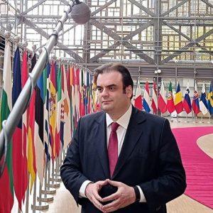 Κυριάκος Πιερρακάκης: Ο διεθνής ρόλος του ευρώ είναι υπαρξιακής σημασίας για την Ευρώπη