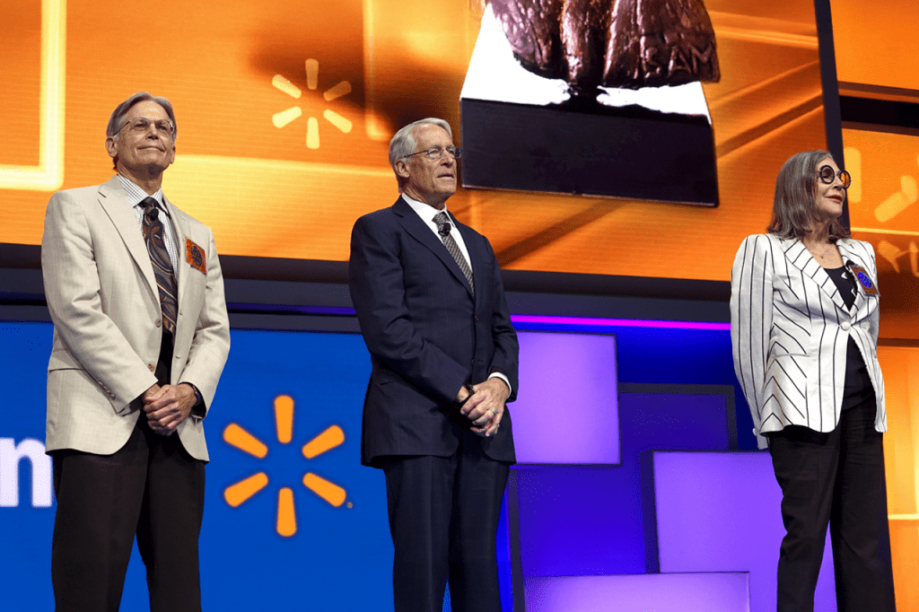 Walmart: Οι Walton στο Τοπ 10 των πλουσιότερων παγκοσμίως