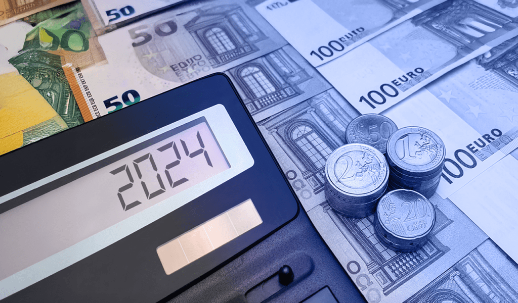 Μπλοκάκια: Πώς θα φορολογηθούν φέτος οι ελεύθεροι επαγγελματίες