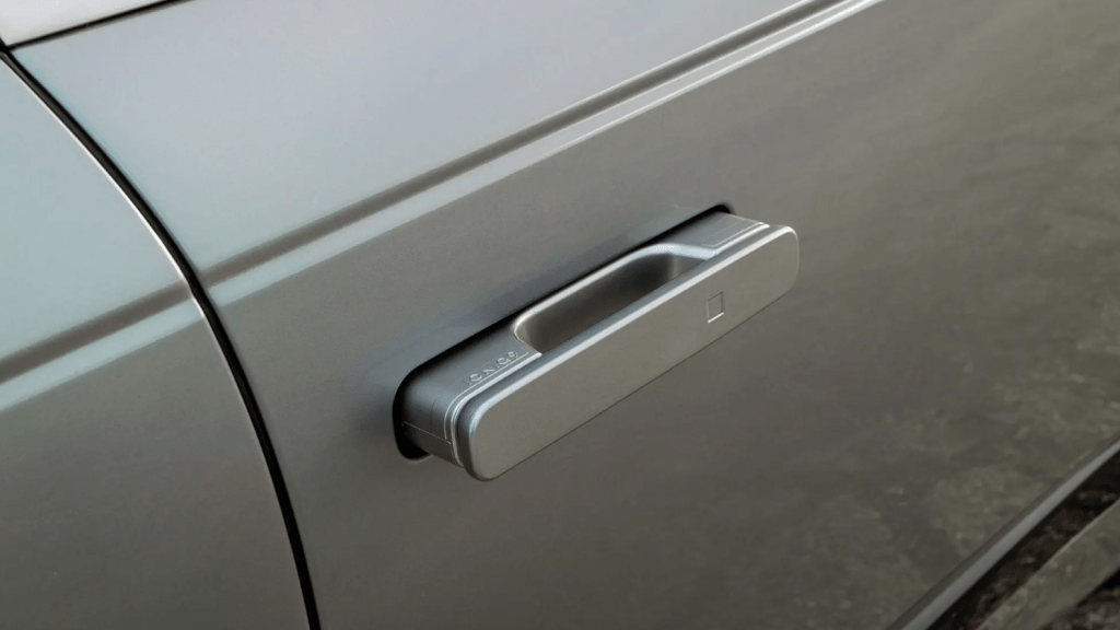 Κίνα: Απαγορεύει τις αναδιπλούμενες λαβές θυρών στα αυτοκίνητα