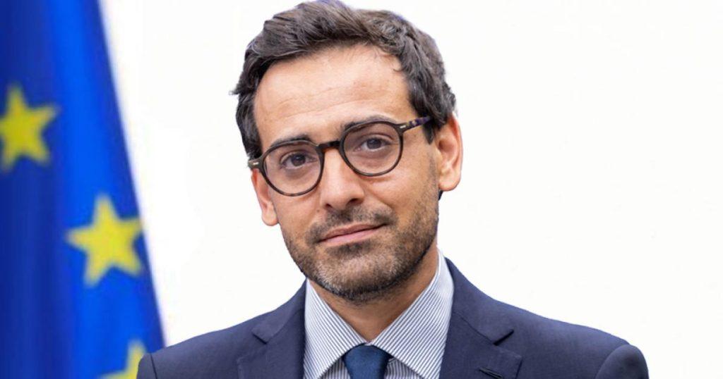 Σεζουρνέ (Κομισιόν): Αναγκαία η στρατηγική “Made in Europe” για την προστασία της βιομηχανίας