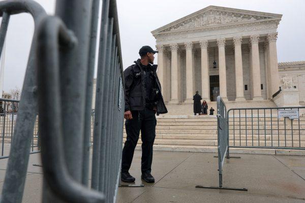 Δασμοί Τραμπ: Πώς θα λάβουν οι εταιρείες επιστροφές χρημάτων μετά την ακύρωσή τους