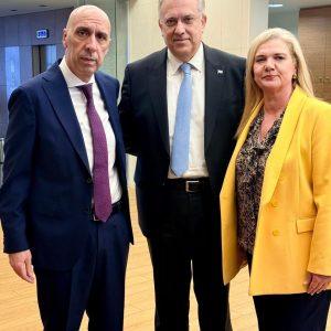 Θεοδωρικάκος: Νέος επιμελητηριακός νόμος το 2026