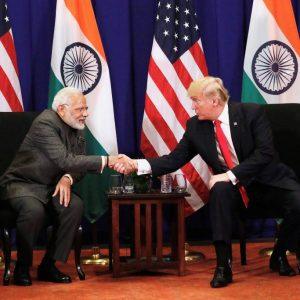 Ναυτιλία: Το ρωσικό πετρέλαιο και τον σκιώδη στόλο της Ρωσίας πλήττει η εμπορική συμφωνία ΗΠΑ – Ινδίας