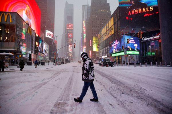 ΗΠΑ: Σε τροχιά συρρίκνωσης ο πληθυσμός των Ηνωμένων Πολιτειών