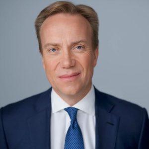 Σκάνδαλο Έπσταϊν: Παραιτήθηκε και ο επικεφαλής του Παγκόσμιου Οικονομικού Φόρουμ