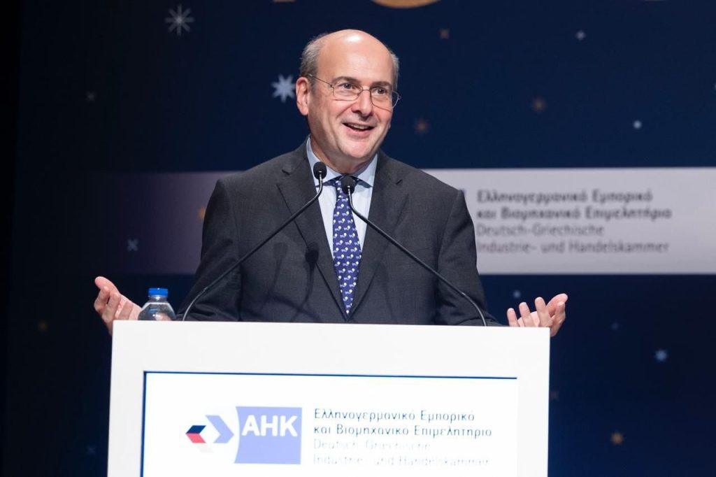 Χατζηδάκης: Εγγύηση για τις επόμενες γενιές η συνταγματική ρήτρα δημοσιονομικής σταθερότητας