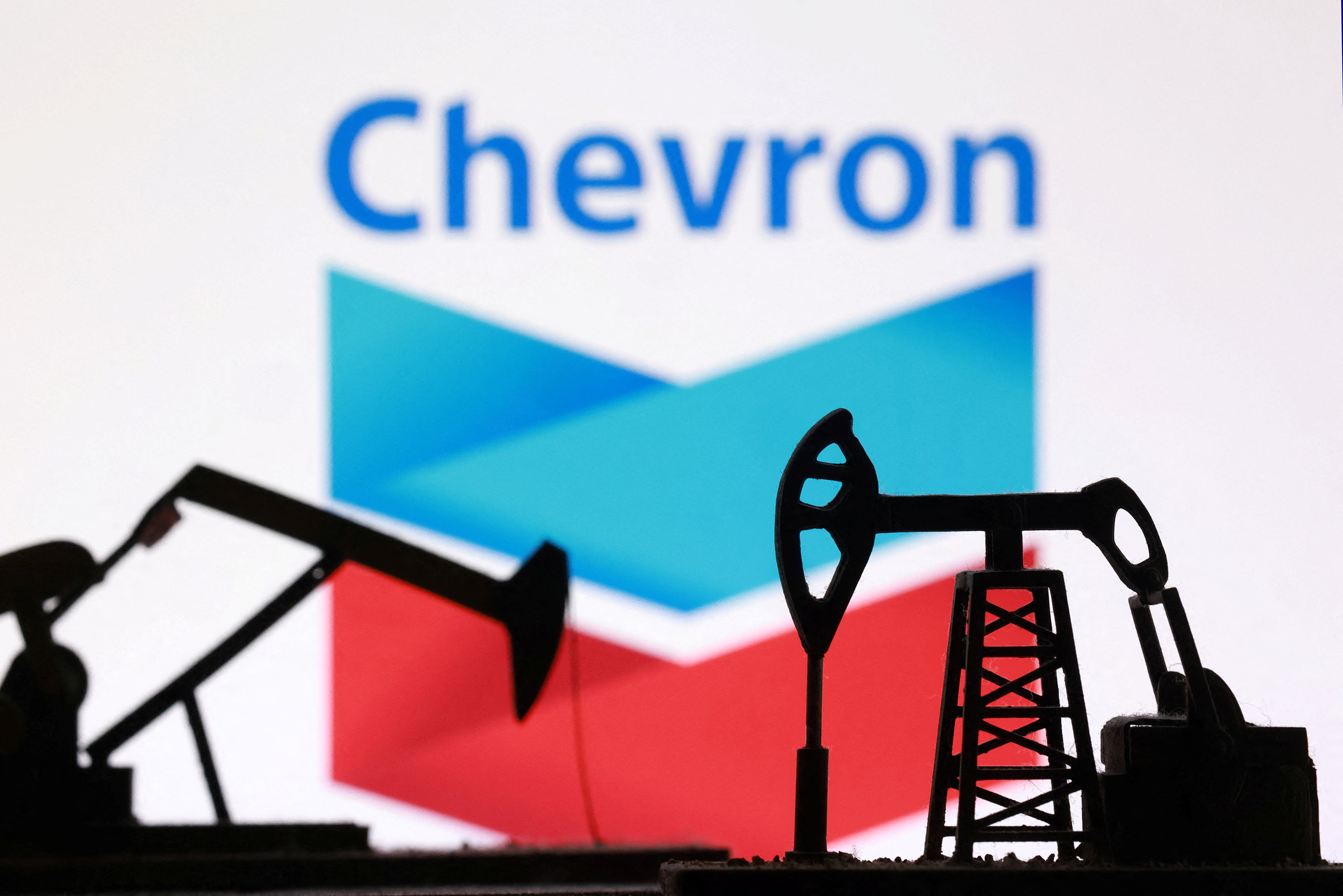 Βενεζουέλα: Το νέο ενεργειακό «παιχνίδι» – Chevron και Shell ετοιμάζουν επενδύσεις δισεκατομμυρίων