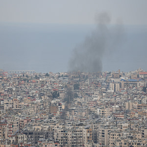 Το Ιράν ανακοινώνει ότι σταματά τις επιθέσεις στις γειτονικές χώρες