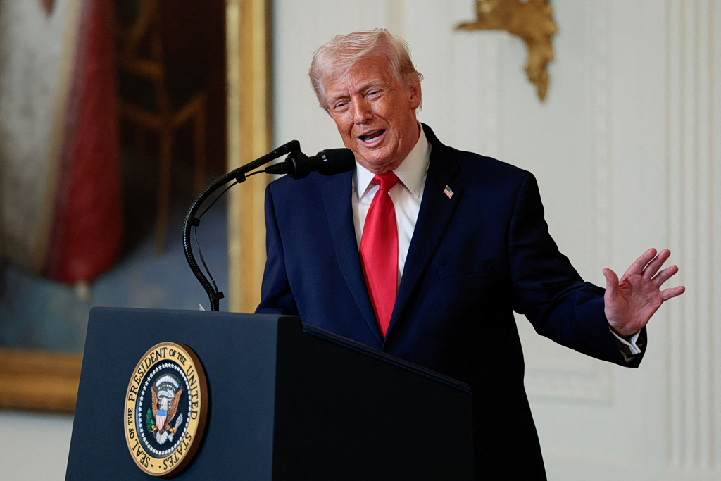 Τραμπ σε G7: «Ξεφορτώθηκα έναν καρκίνο» – Το Ιράν έτοιμο να παραδοθεί