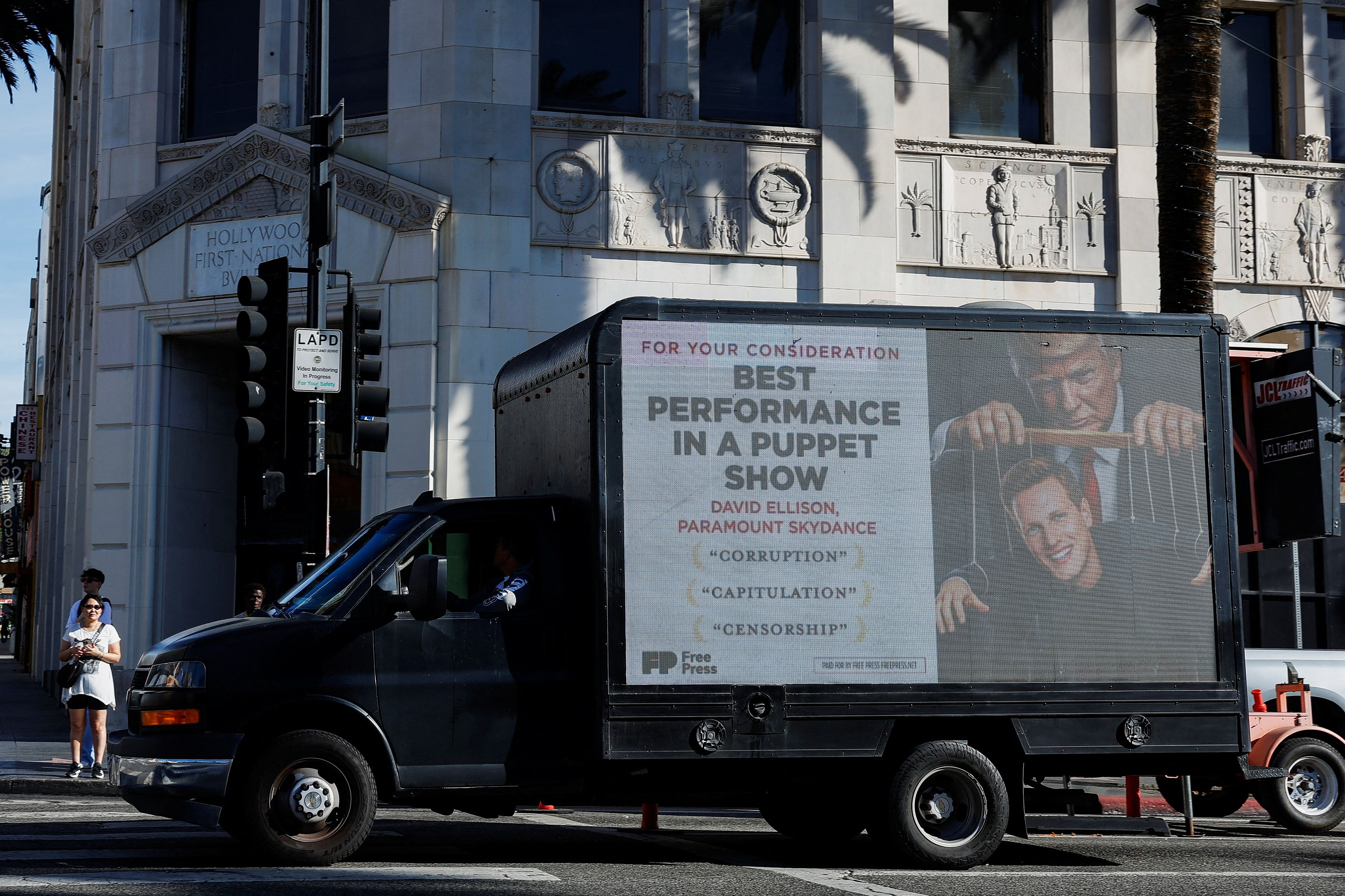 Τραμπ: Αγόρασε ομόλογα Netflix και Warner Bros κατά την διάρκεια του διαγωνισμού εξαγοράς της Paramount