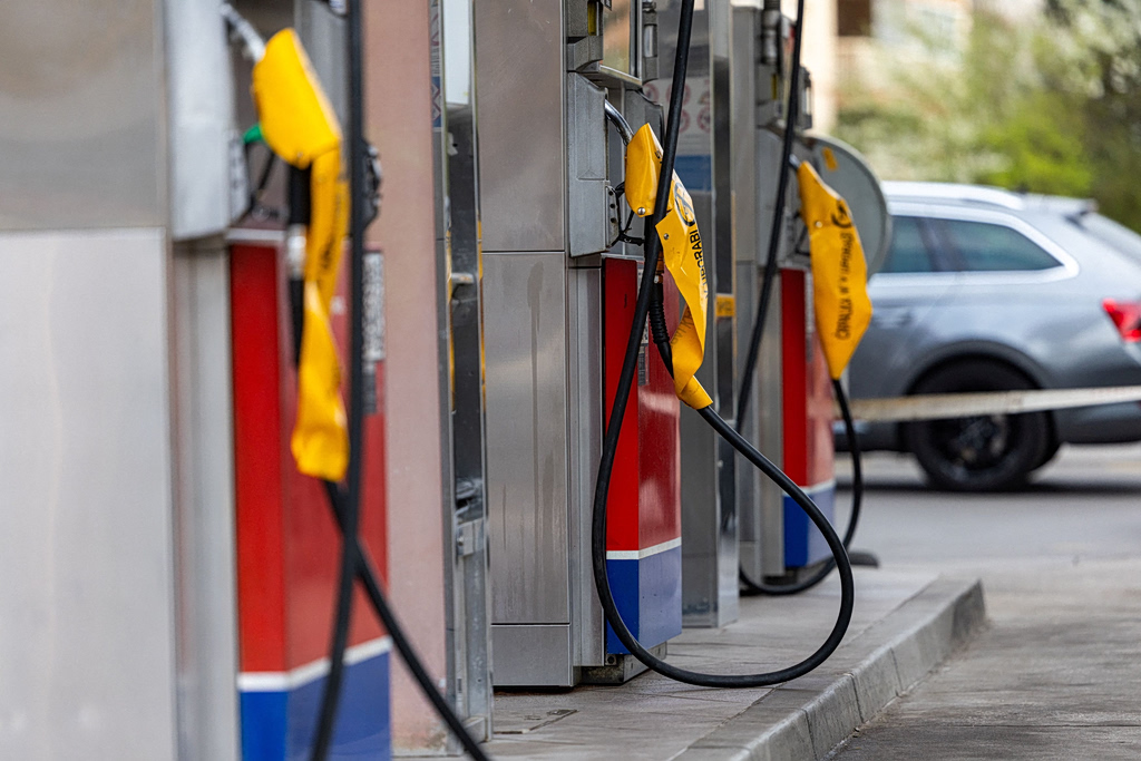 Σλοβενία: Πλαφόν στα καύσιμα λόγω ελλείψεων και ανησυχίας για την επάρκεια