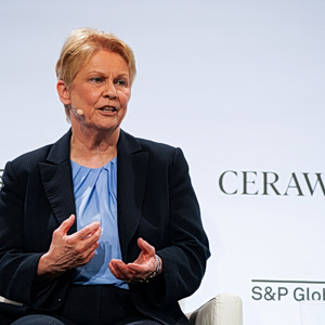 Occidental Petroleum: Η αποχώρηση της Vicki Hollub σηματοδοτεί νέα εποχή στην αγορά πετρελαίου