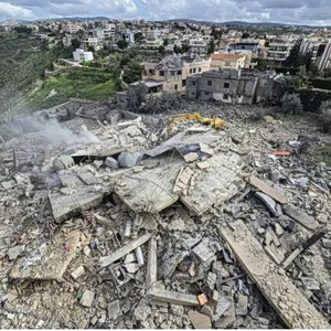 Εκρήξεις και διακοπή ρεύματος στην Τεχεράνη – Φωτιά σε δεξαμενόπλοιο στο Ντουμπάι, μετά από ιρανική επίθεση