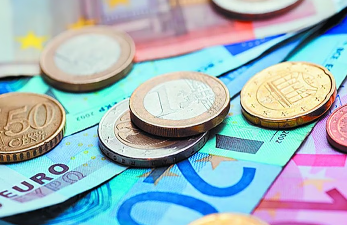 Επιδόματα: Ποιοι θα «πληρωθούν» από σήμερα μέχρι την Παρασκευή