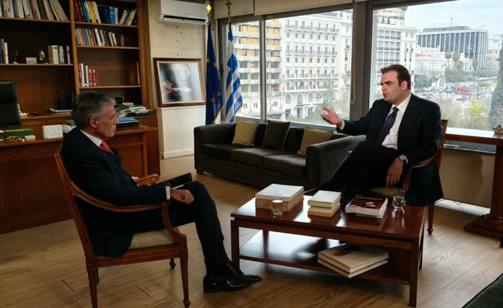 Πιερρακάκης: Fuel Pass το πρώτο μέτρο – «Παράθυρο» για μείωση του ΕΦΚ στα καύσιμα